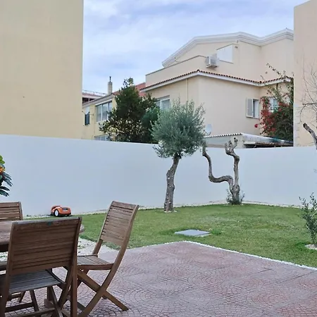 Mariott Vila